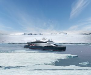 Exterieur du bateau d'expédition Commandnat Charcot - Région polaire | Les Mondes Polaires