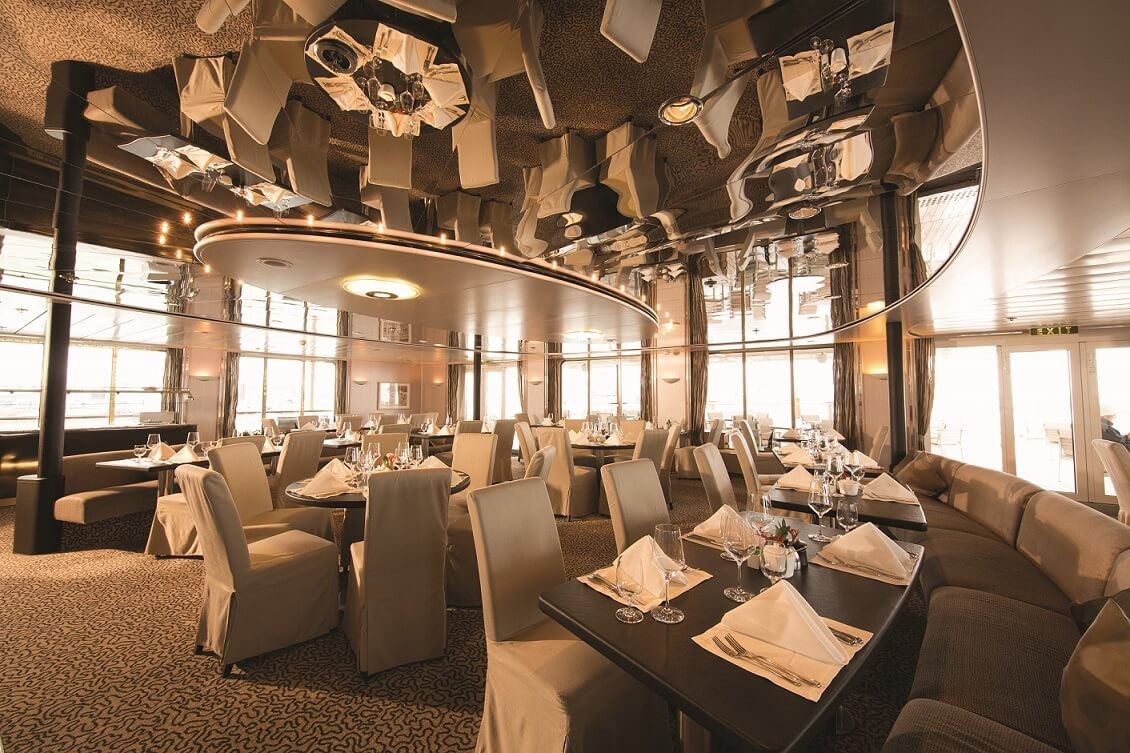 bateau-heritage-adventurer-restaurant